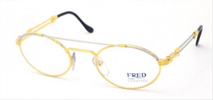 Kounopt.com offers highly detailed, high quality and exceptional designs of Fred Eyeglasses Winch Unisex Full Frame at an amazing price. Available in a breathtaking color of Champagne Gold, these glasses is equally popular and fashionable as any other acc